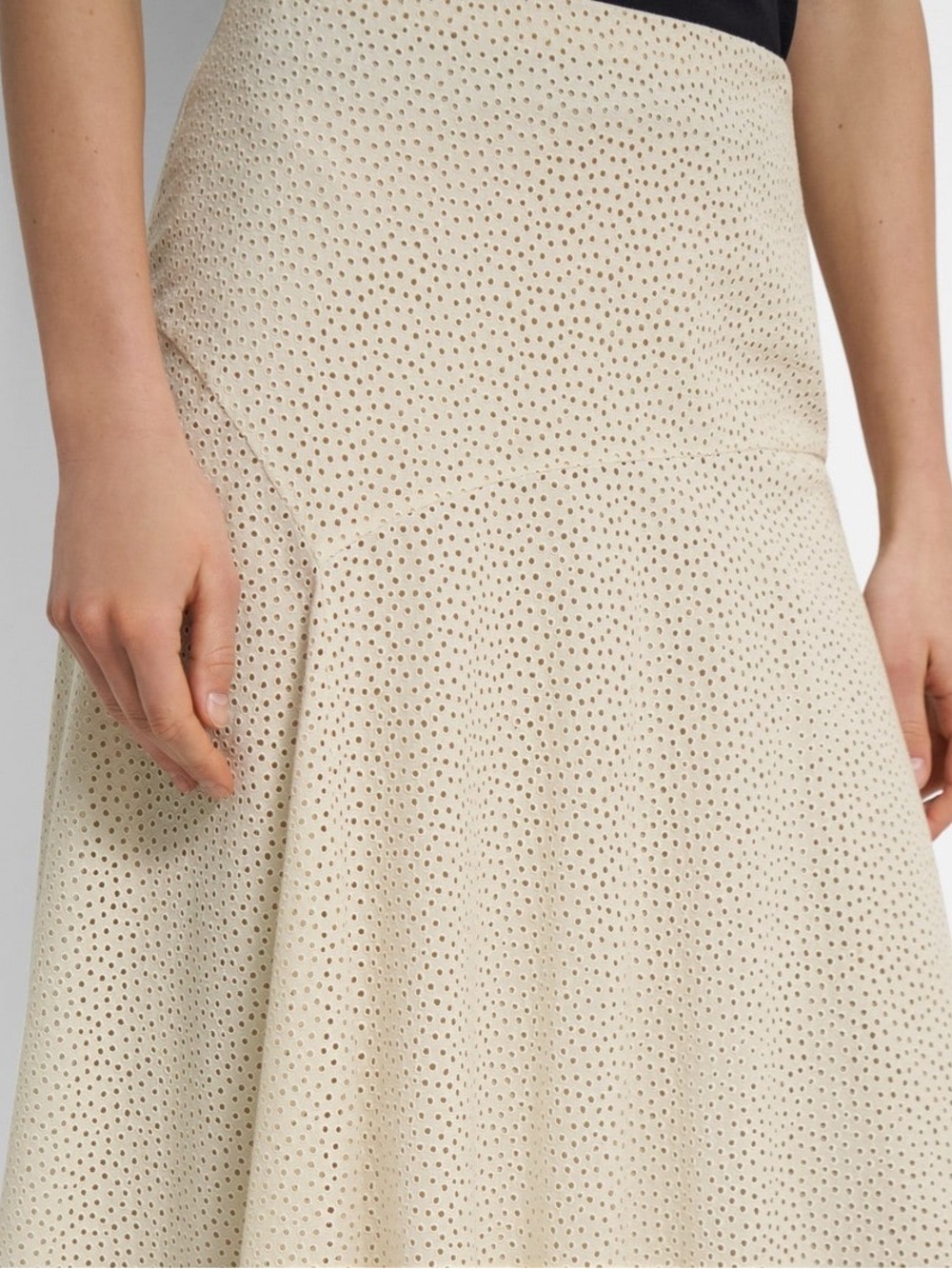 Theory Asymmetrical Cotton Eyelet Skirt Sz 6 Excellent Condition - Picture 3 of 12